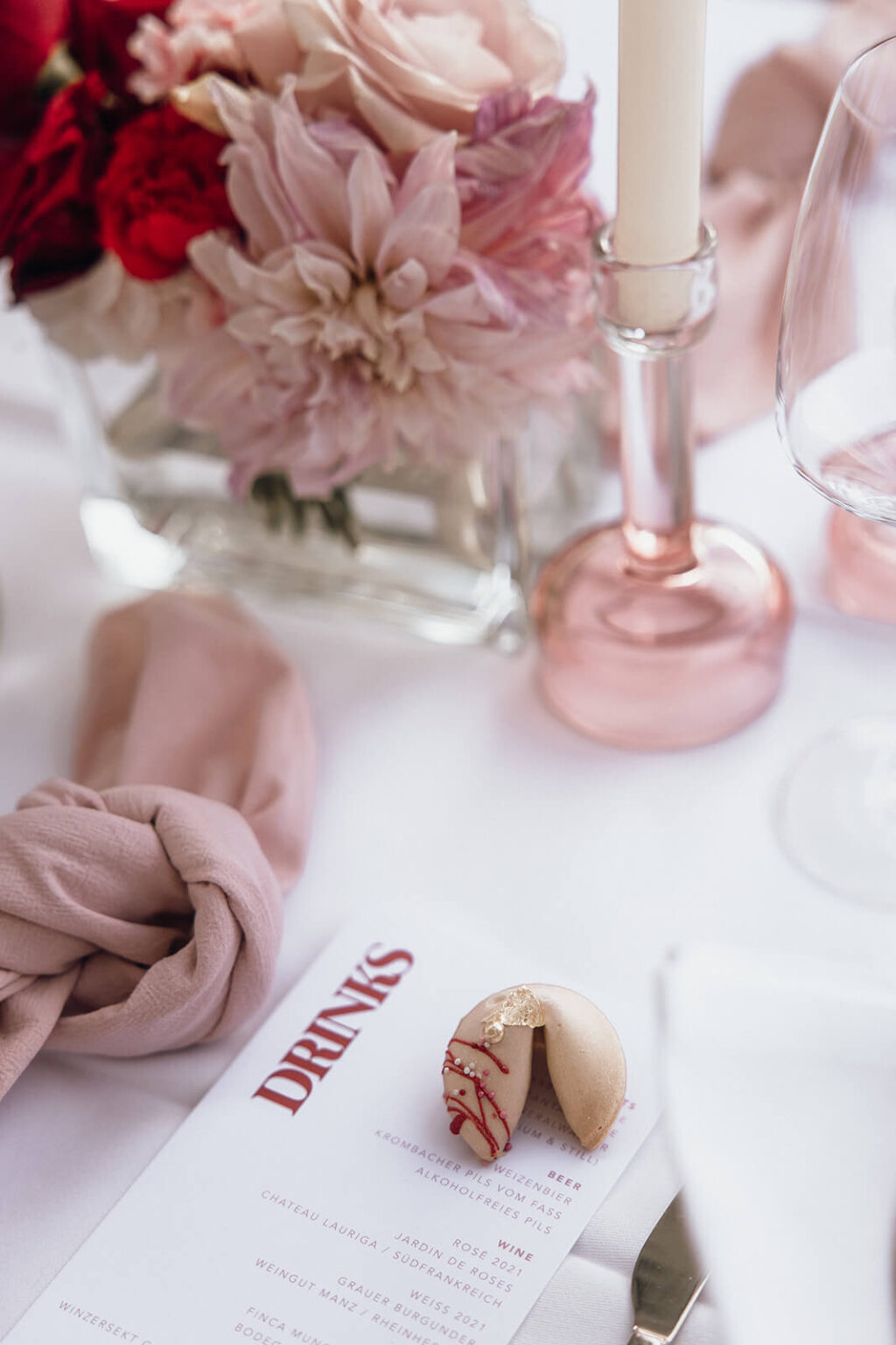 wedding drinks table decor